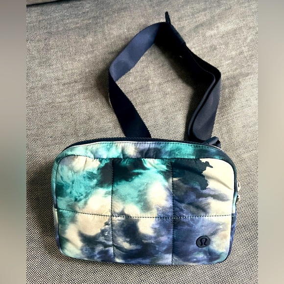 LULULEMON Quilted Grid Belt Bag - Picture 5 of 8